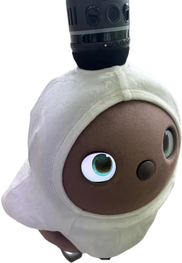 三井薬局導入LOVOT画像 名前:たると