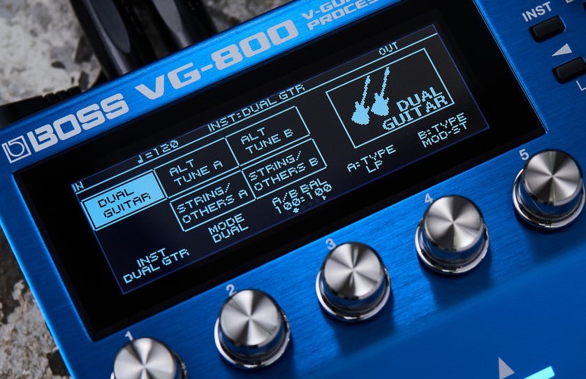 Behringer PRO-800とRolandA-49とエフェクターボード - 鍵盤楽器