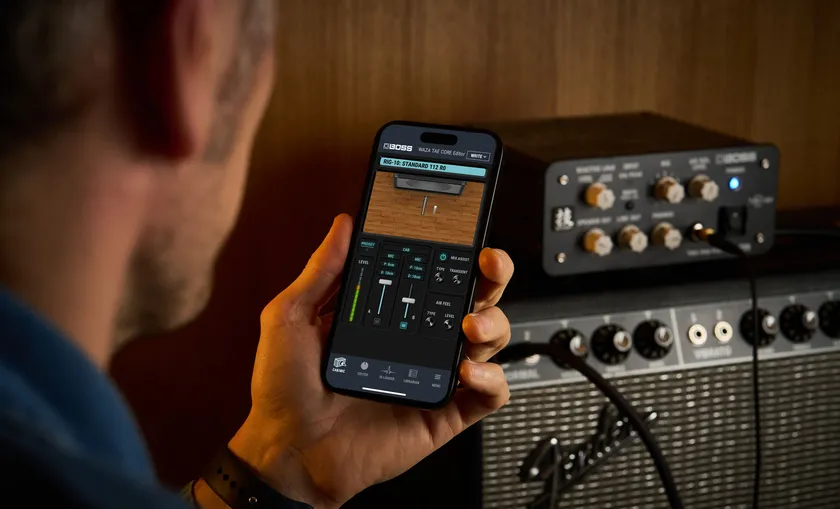 『WAZA Tube Amp Expander Core』スマートフォンとの連携 イメージ