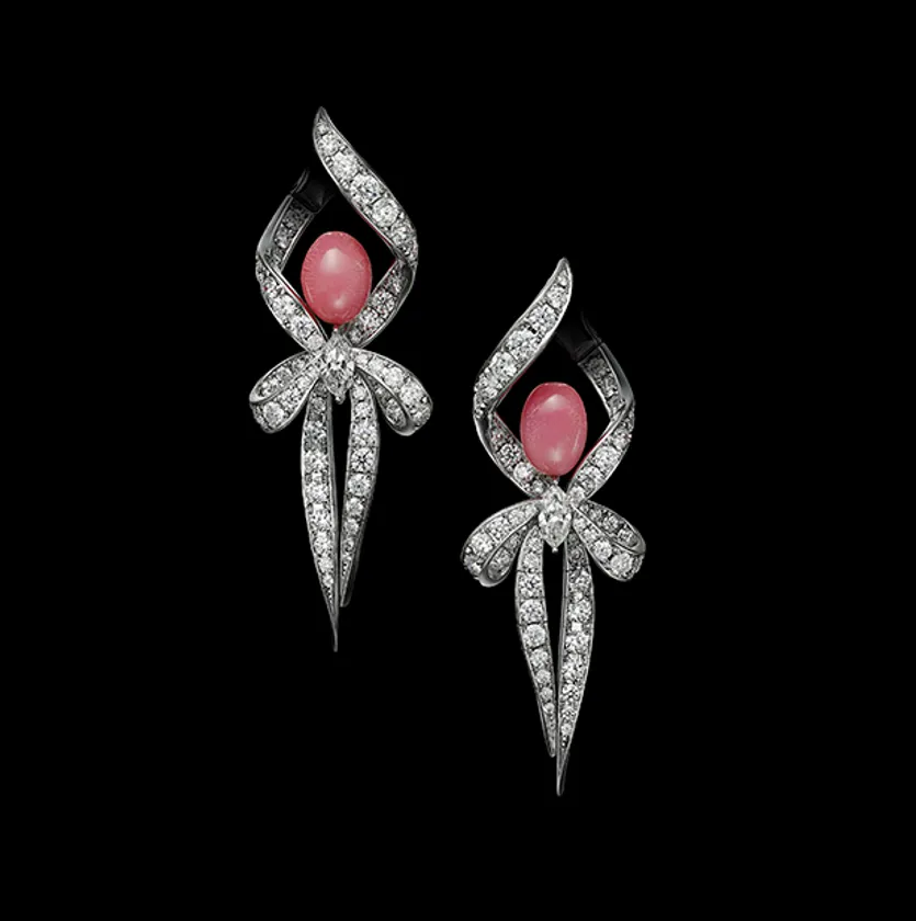 ピアス