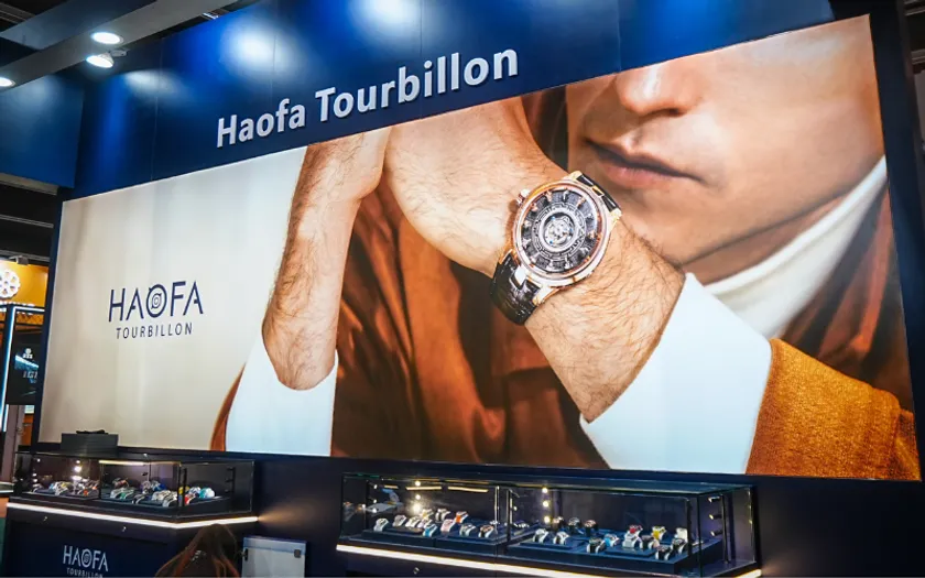 中国の時計ブランド「HAOFA Tourbillon」の トゥールビヨン時計