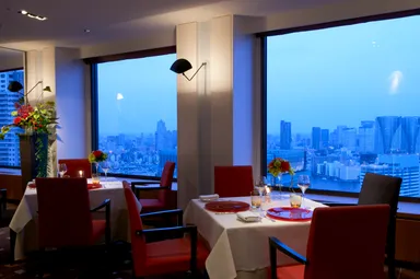 レインボー店内 夕景