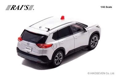 1/43 日産 エクストレイル S e-4ORCE (T33) 2022 警察本部刑事部機動捜査隊車両 (銀)：右後