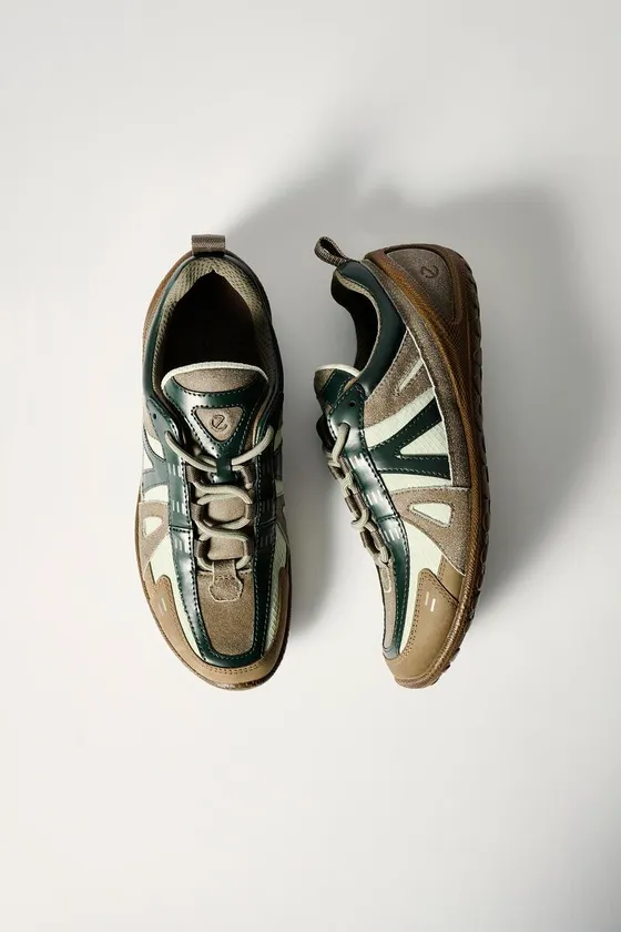 ナターシャ・ラムゼイ=レヴィコラボレーションアイテム5