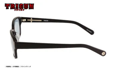 ニコラス・D・ウルフウッド モデル　横向き