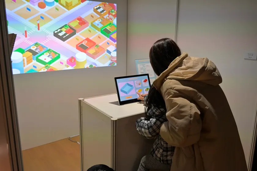 昨年の卒業・修了制作展の様子 インタラクティブメディア学科