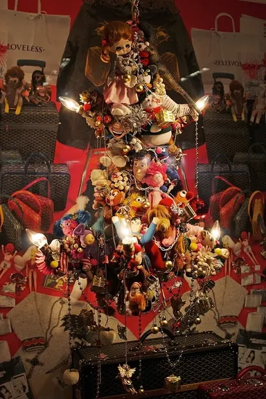 Kim Songhe シャンデリア