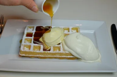 ブリュッセルワッフル(メープル＆シュガー)