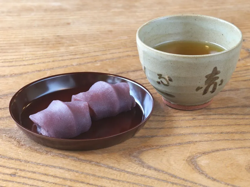 赤福餅 お召し上がり「盆」 ほうじ茶付(2個)