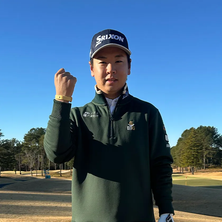 呉 司聡選手 愛用商品:アーシネスヘルスバンド(商品名)