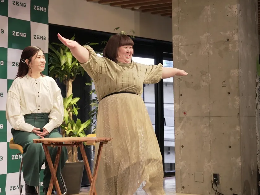 かなでさんの腸を刺激する驚愕のポーズが誕生!