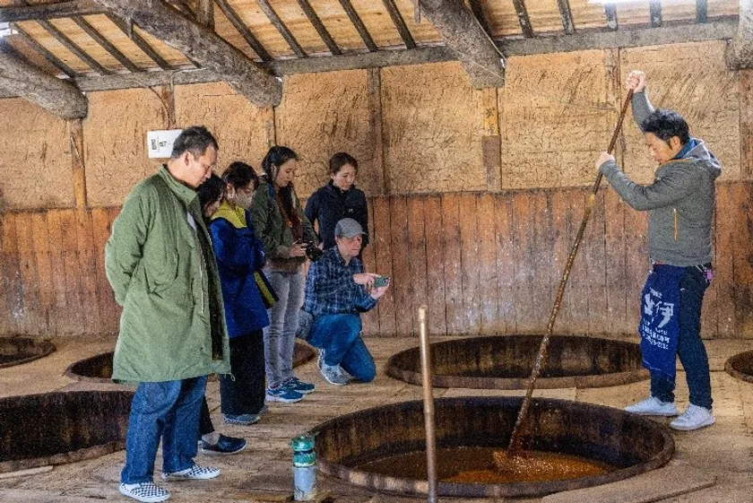 木樽見学の様子1