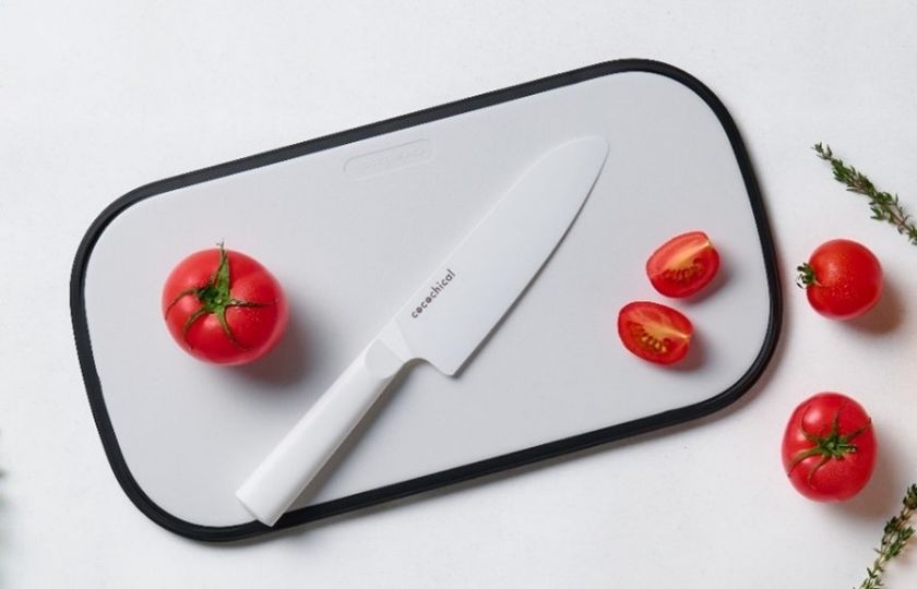 毎日使いたくなる“ここちよさ”を追求したデザイン
京セラのキッチンブランド「cocochical(ココチカル)」に「まな板」新登場 