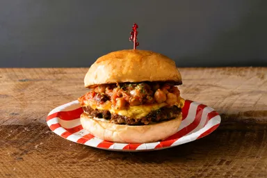 100％チリチーズバーガー(税込790円～)