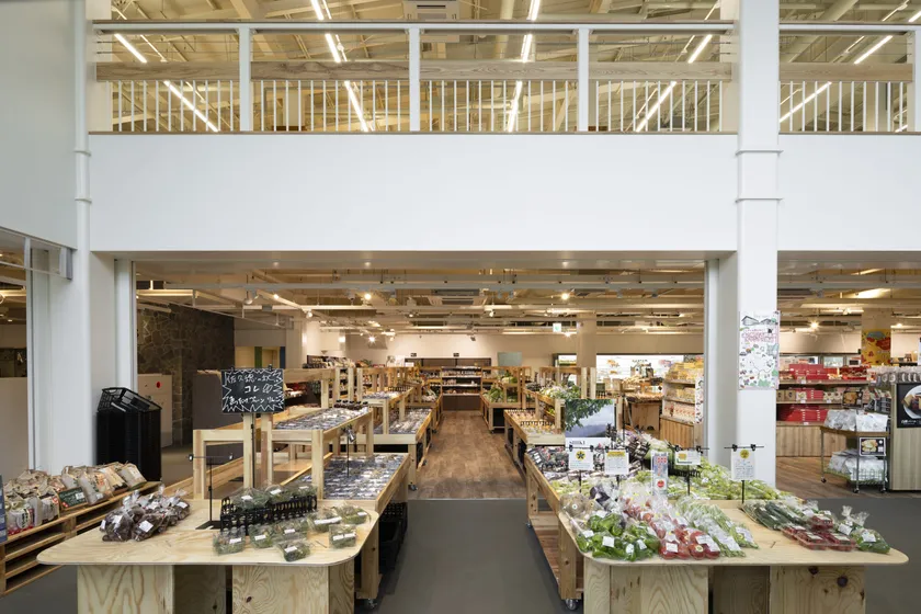 道の駅八千穂高原 売場