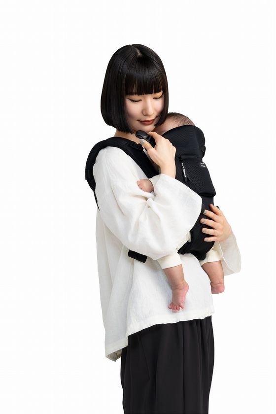 腰ベルトがなく、サッと装着。 