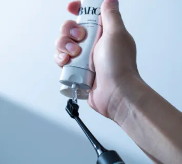 バロニー　ミラーホワイトニングトゥースペースト