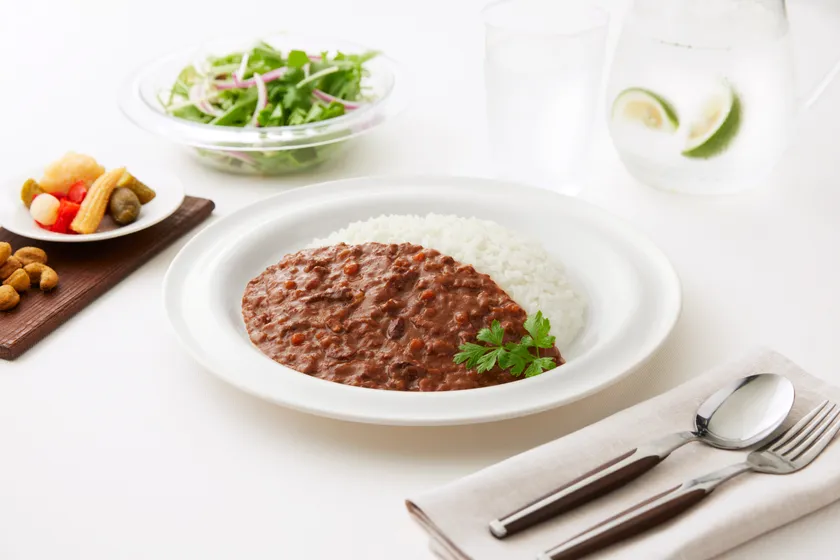 『八角(スターアニス)香るスパイシーキーマカレー』 セッティング