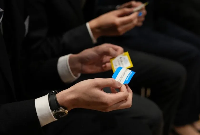 グループ各社社長のメッセージ入りくじ券