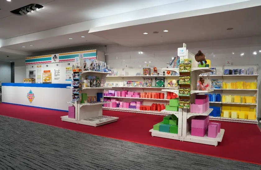 グループIP商品を展示