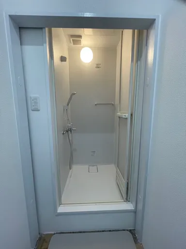 シャワー完備