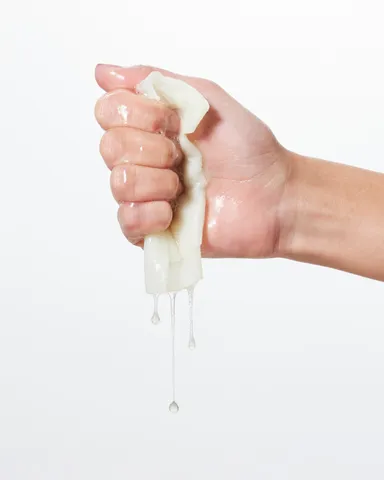 ひたひたの液でシート全体がうるおいたっぷり