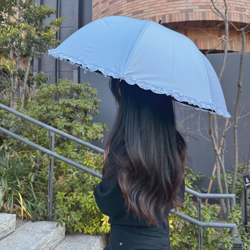 晴雨兼用 遮光率100%傘 フリルドームで可愛さUP