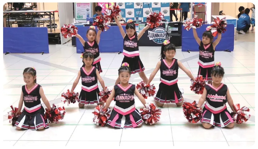 MOMOテラス_10周年_京都ハンナリーズ_はんなりん チアスクール