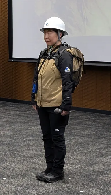 ツアーガイド(ヘルメットあり)