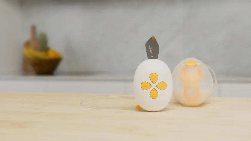 ソロハンズフリー電動さく乳器