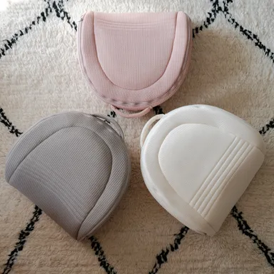 くすみカラーの3色展開でインテリアにも馴染む