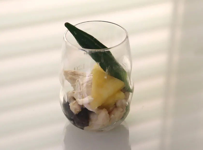 台湾パイナップルの塩和え