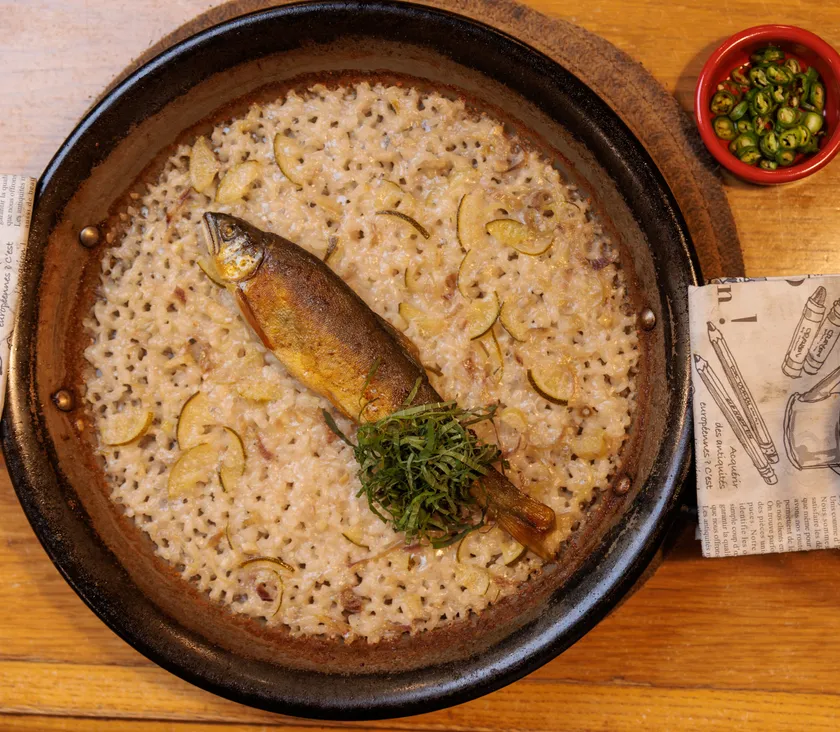 料理(4)「鮎と青紫蘇のパエリア」