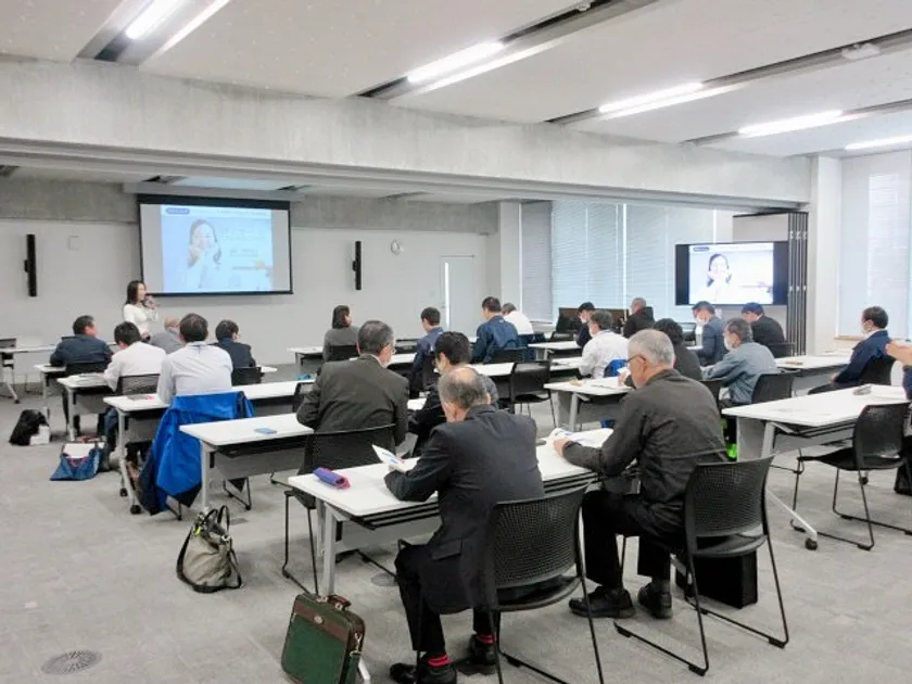 研修(コミュニケーションスキルの向上)