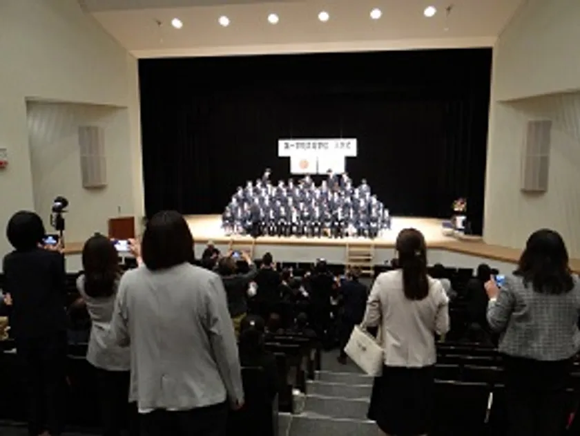 過去の入学式の様子(高萩本校)