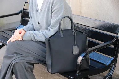 どんなスタイルにも合うミニマルなデザイン