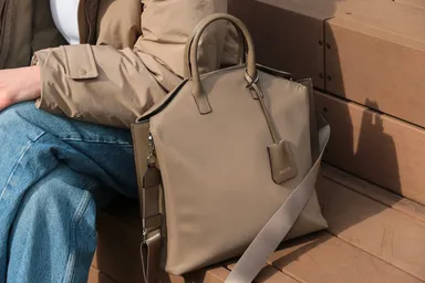 どんなスタイルにも合うミニマルなデザイン