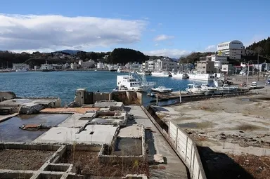 気仙沼　復興中4
