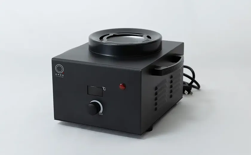 ろう溶器