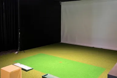 ゴルフシミュレーター