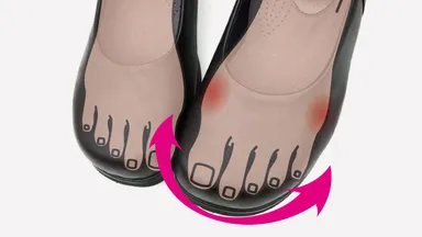 つま先ゆったりパンプス