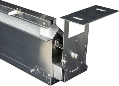 取付板：天井付外向