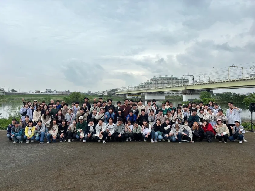 スタッフ150人