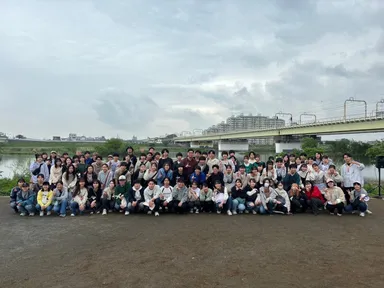 スタッフ150人