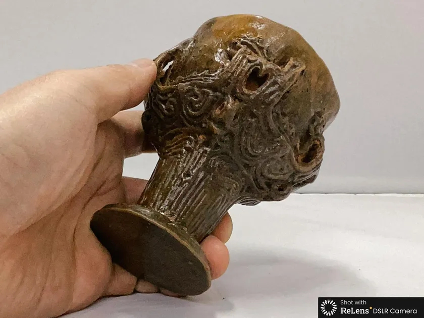 国宝火焔型土器の文様が美しい