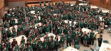 地域ごとに年に一度、配布員が集結する『感謝の集い(仙台会場の様子)』