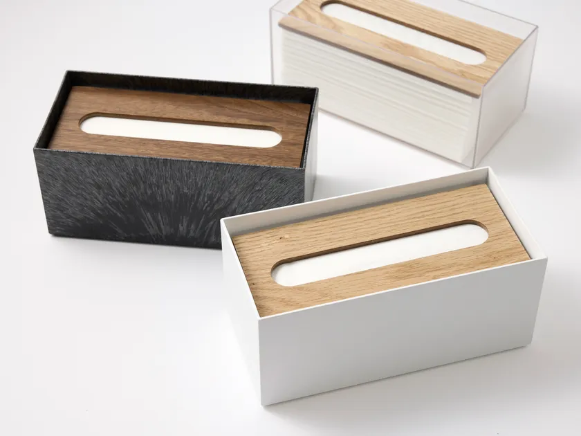 手前からホワイト、ブラック、クリア