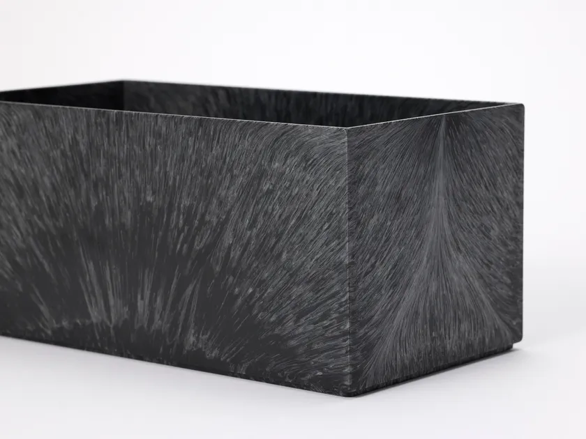 樹脂使用量が減るため、軽量化できるというメリットも