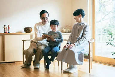 低座：親子のいす(1)