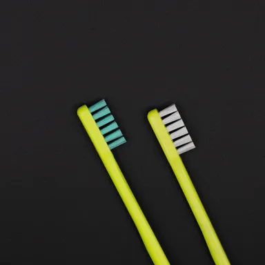 毛丈7mm、硬さは選べる2タイプ(かため／やわらかめ)